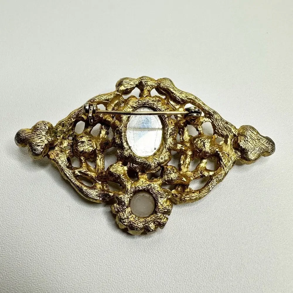 Vintage Red Gem Pearl Brooch Victorian Style Pin Gold Filigree with Crystals